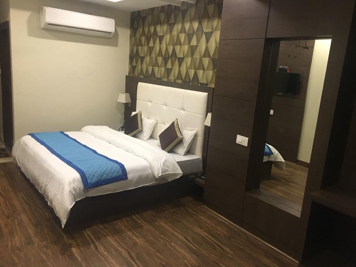 מלון אג'מר Arya Sheraton מראה חיצוני תמונה
